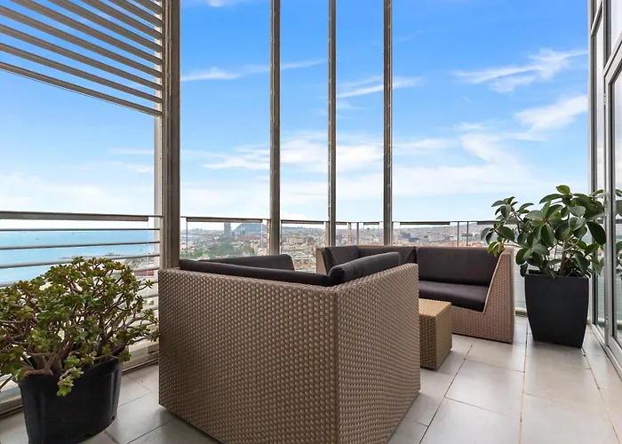 Penthouse With The Views! *