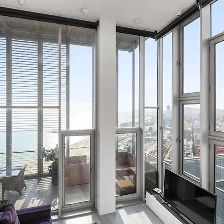 Penthouse With The Views!