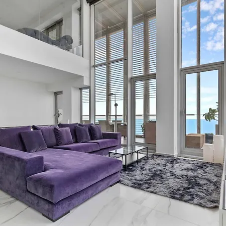 Appartamento Penthouse With The Views!